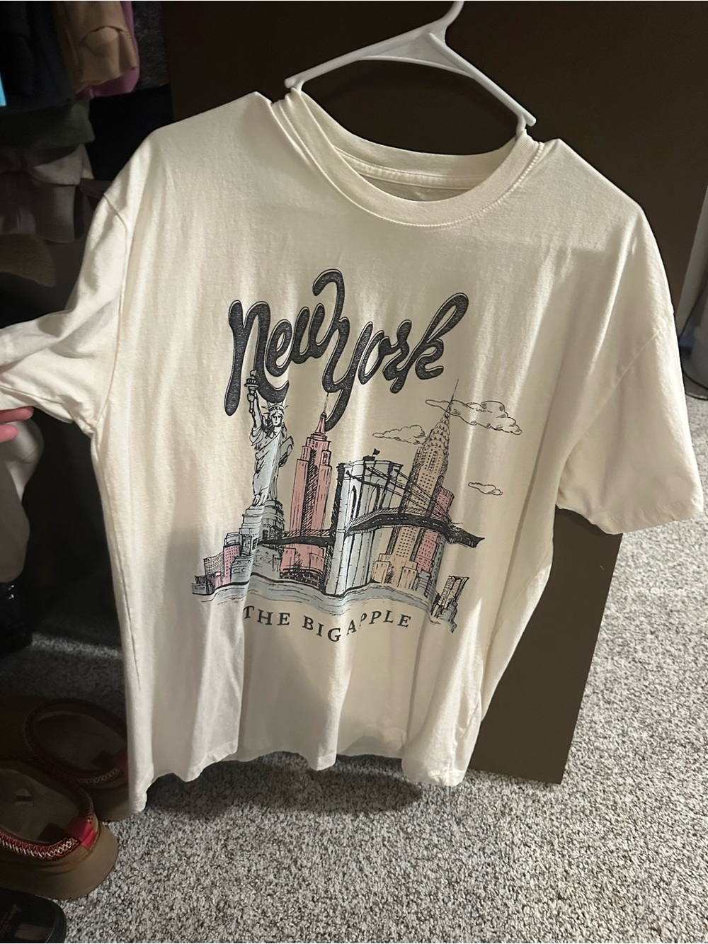 Hollister Cream Graphic Crew Tee